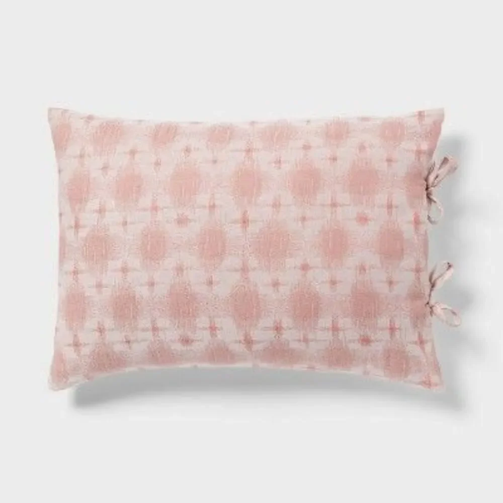 Threshold - King Yarn Dye Ikat Comforter and Sham Set Ivory/Ma Ivory/Mauve